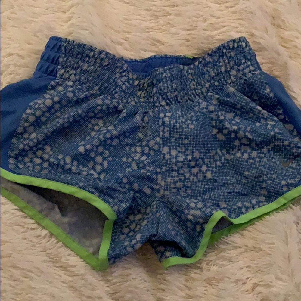 Nike girls shorts